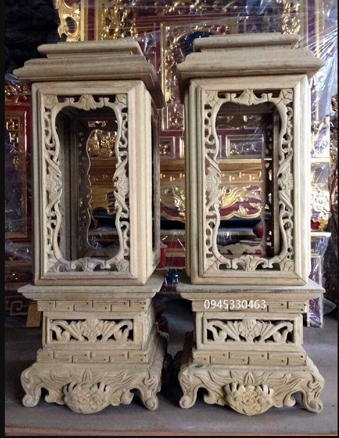 Cặp đèn tạ bằng gỗ hương Gia Lai